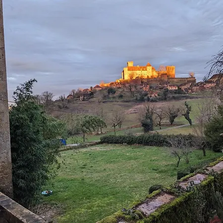 Manoir Du Boscau, Louis Ix Apartment Prudhomat