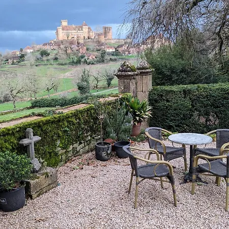 Manoir Du Boscau, Louis Ix 아파트 *